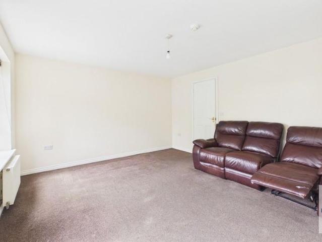 House for rent in Hall End, West Bromwich