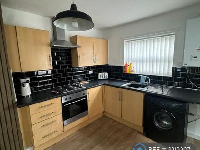 House for rent in Calderstones