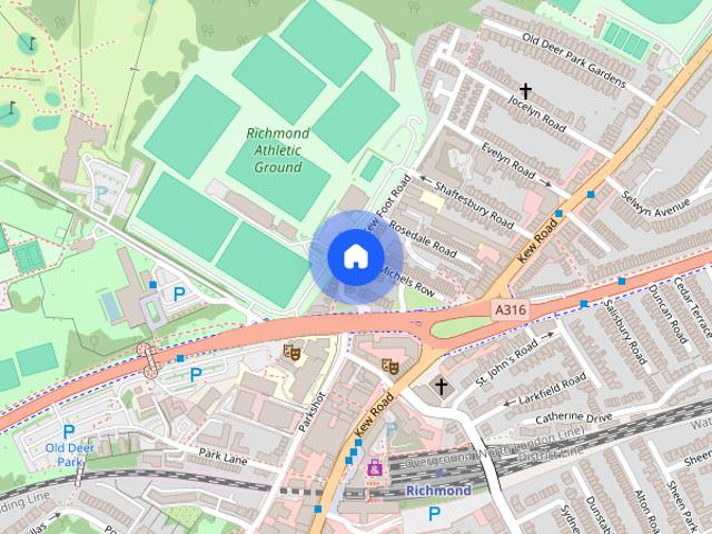 Townhouse for rent in Kew, Greater London