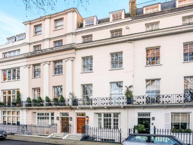 House for rent in Knightsbridge, Greater London