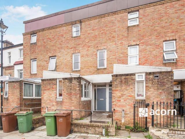 House for rent in Nunhead, Greater London