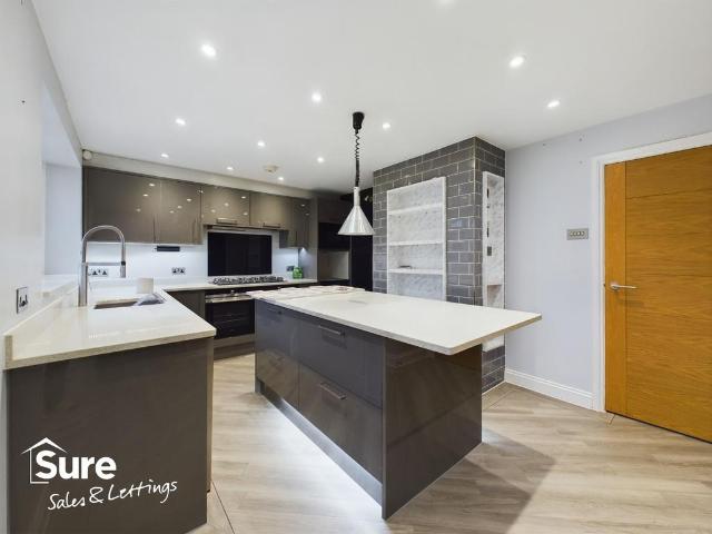 House for rent in Bourne End, Pouchen End