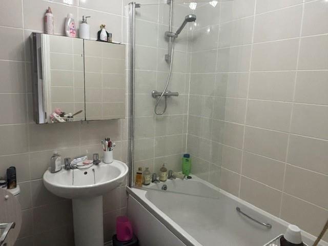 House for rent in Hollinswood, Telford