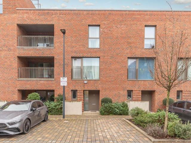 House for rent in Harrow Weald, Greater London