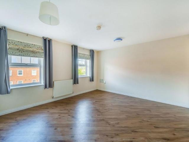 House for rent in Bromley Common, Greater London