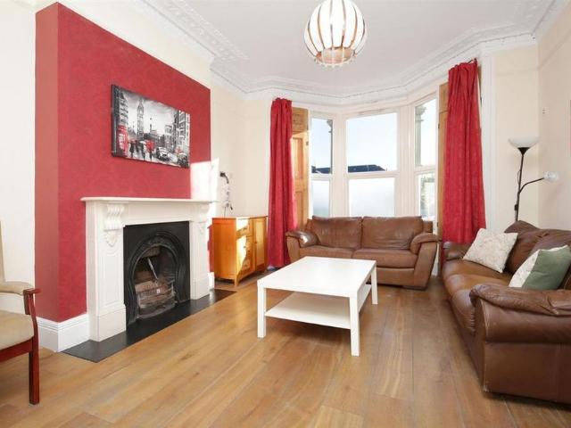 House for rent in Stroud Green, Greater London