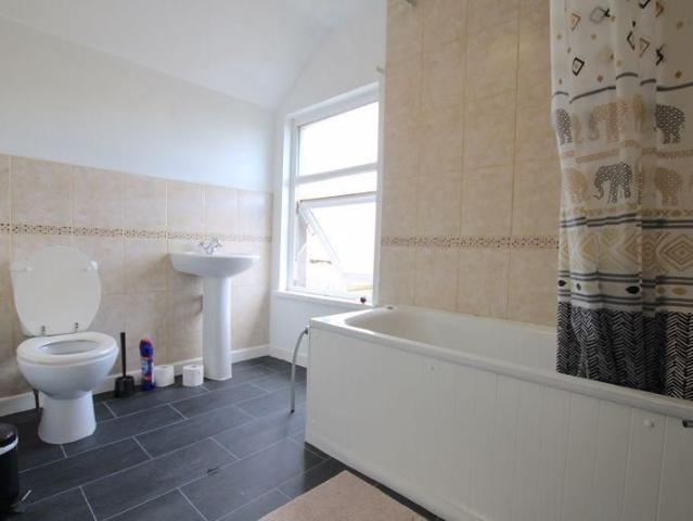 House for rent in Plasnewydd, Falcon Lodge