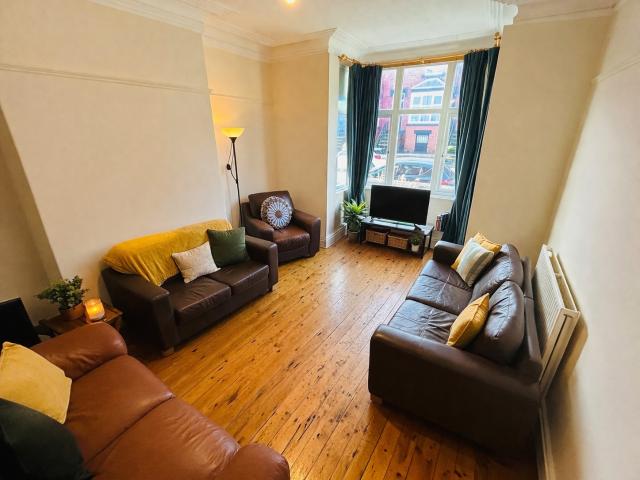 House for rent in Burley, Leeds