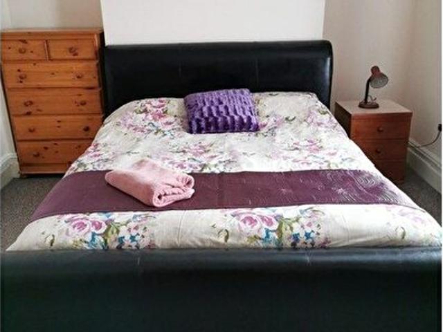 Apartment for rent in Nangreaves, Wales