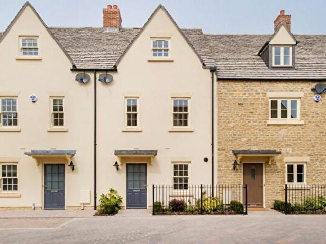 Apartment for rent in Black Bourton, Oxfordshire