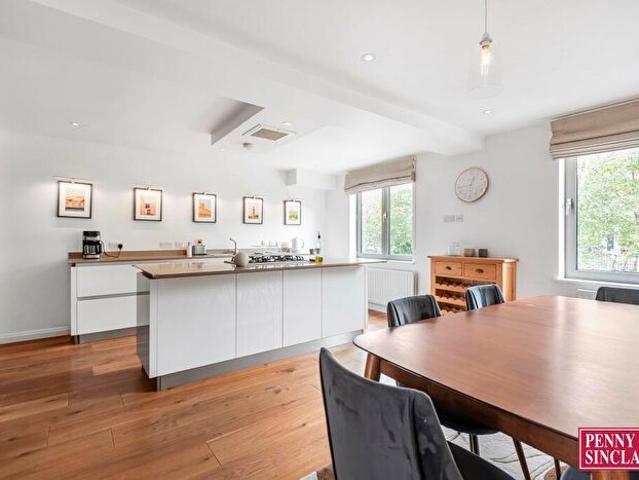 Apartment for rent in Iffley Fields, The Slade