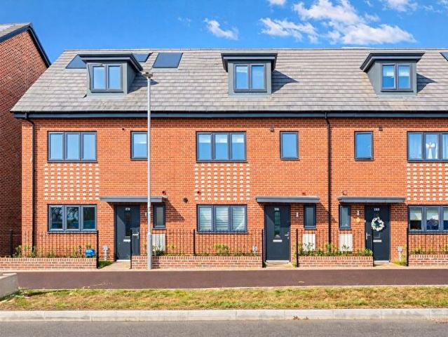 Apartment for rent in Whitehouse, Old Wolverton