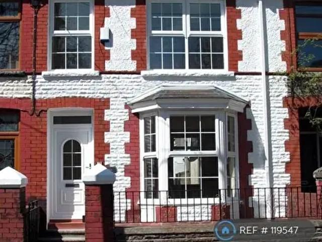Apartment for rent in Treherbert, Blaenrhondda