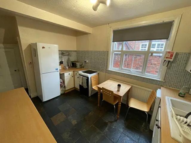 Apartment for rent in Bede Island, Old Wharf