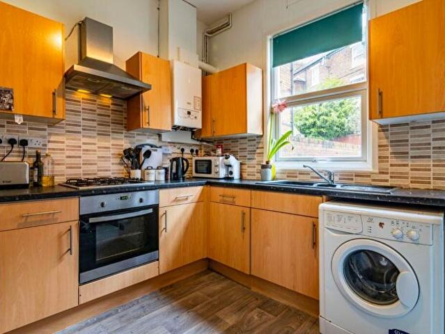 Apartment for rent in Hyson Green, Haddon