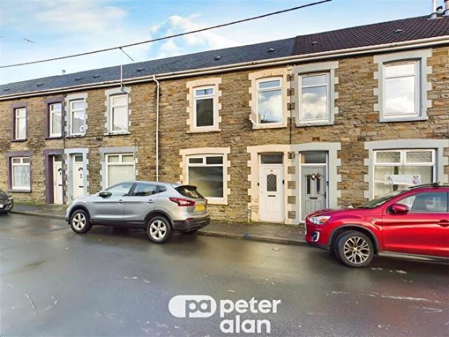 Apartment for rent in Aberaman North, Wales