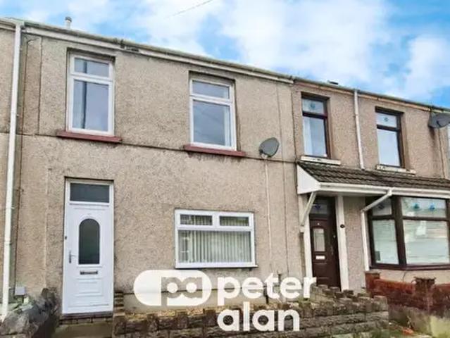 Apartment for rent in Brynhyfryd, Swansea