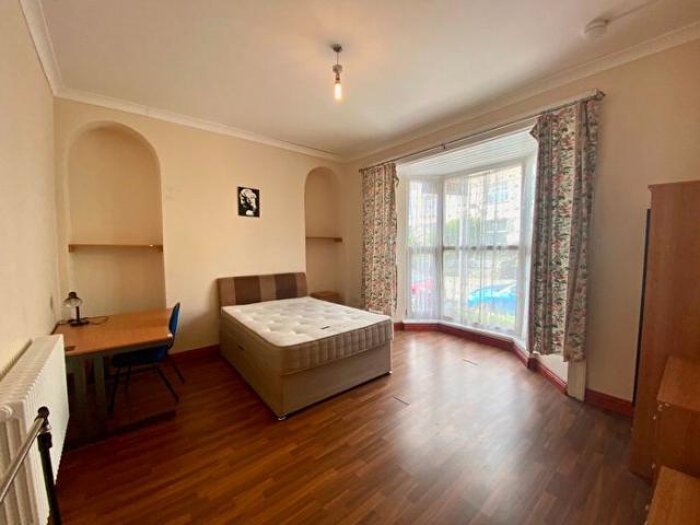 Apartment for rent in Brynmill, Swansea