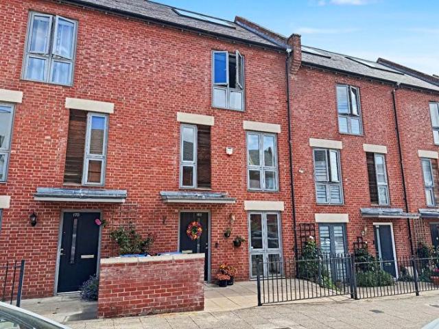 Apartment for rent in Upton
