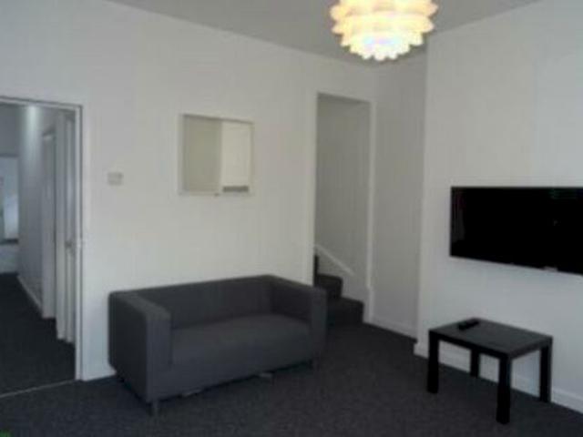Apartment for rent in Ball Hill, West Midlands