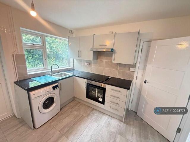 Apartment for rent in Woodthorpe, Elmfield