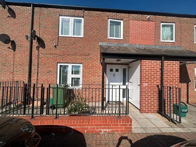 Apartment for rent in Foleshill, West Midlands