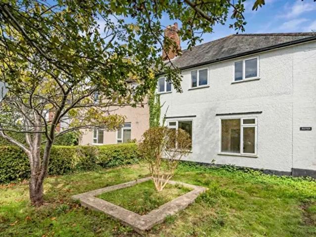 Apartment for rent in Cowley Marsh, The Slade