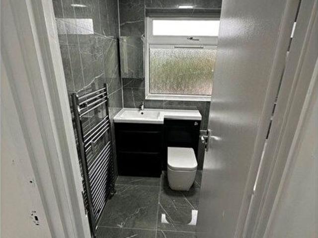 Apartment for rent in Caldecott, Dromore