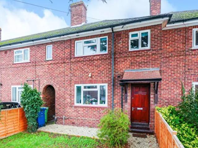 Apartment for rent in Lye Valley, The Slade
