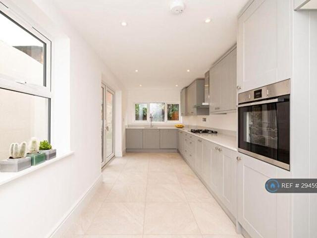 Apartment for rent in The Slade, Oxfordshire