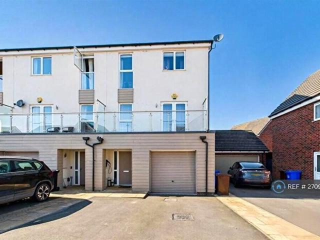 Apartment for rent in Beamhurst, Staffordshire