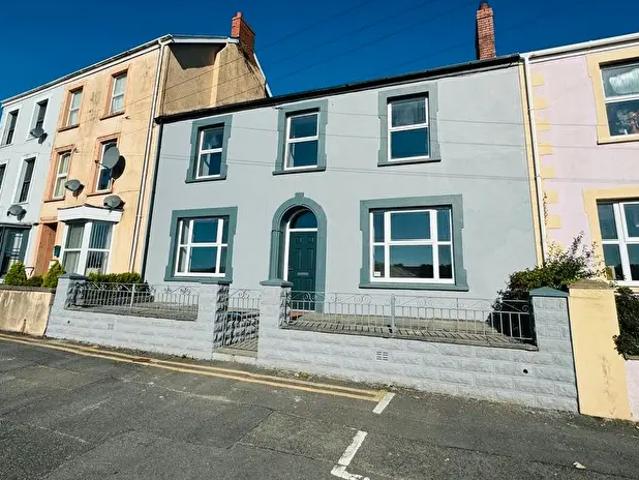 Apartment for rent in Carmarthen