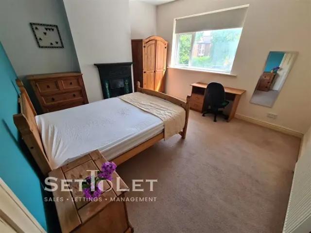 Apartment for rent in Knighton Fields, Leicester