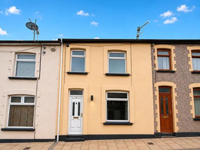 Apartment for rent in Gilfach, Bargoed
