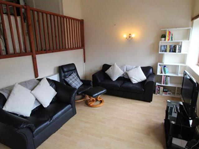 Apartment for rent in Pontypridd, Wales