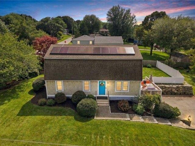 House for sale in Tiverton, Rhode Island