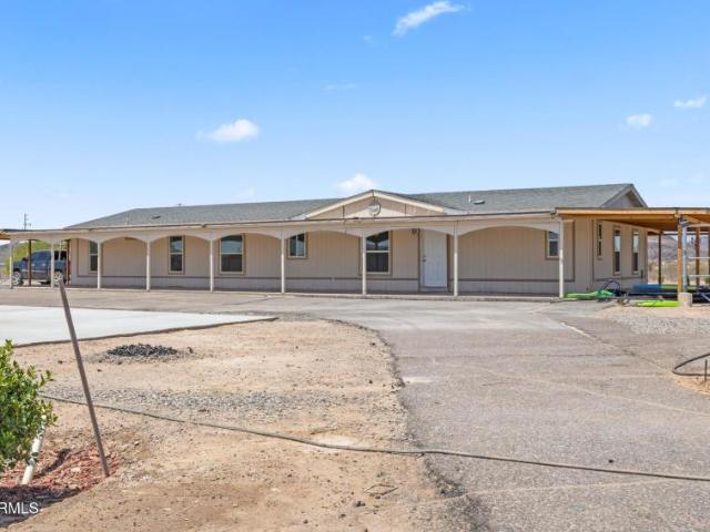 House for sale in Tonopah House for sale in Tonopah