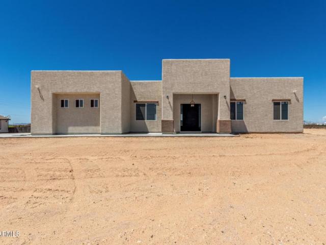 House for sale in Tonopah House for sale in Tonopah