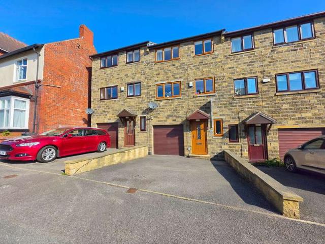 Townhouse for sale in South Yorkshire