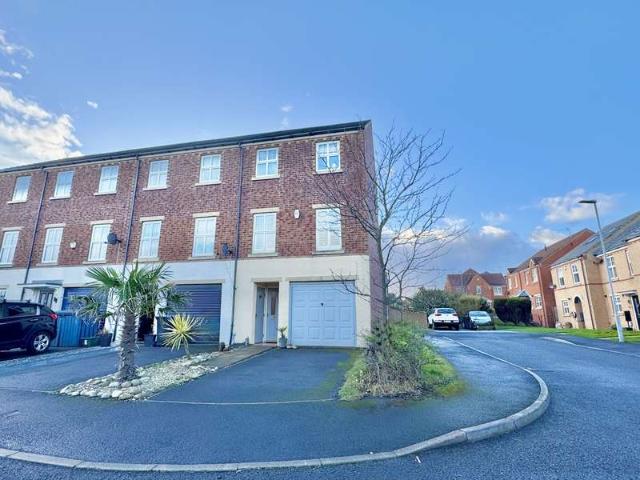 Townhouse for sale in Dalton-le-dale