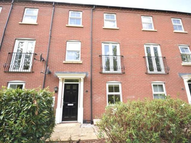 Townhouse for rent in Greylees, Ashby De La Launde