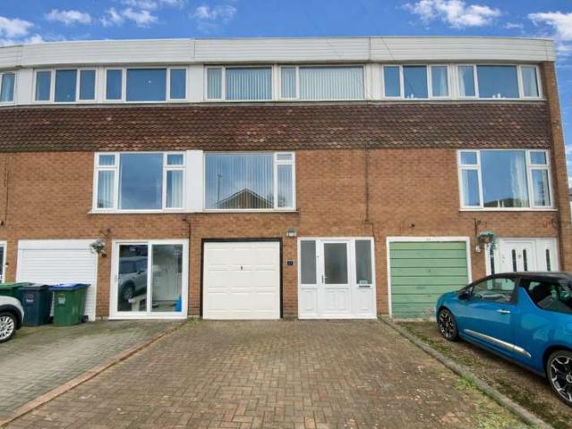Townhouse for sale in Whiteheath Gate, Blackheath