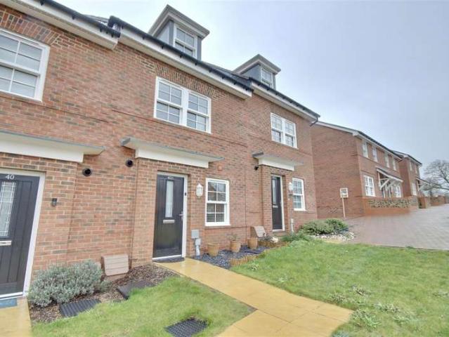 Townhouse for sale in Newlands, Hampshire