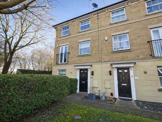 Townhouse for sale in Gillingham