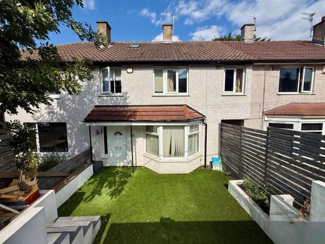 Townhouse for sale in Baildon, West Yorkshire