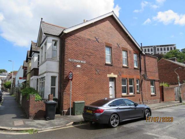 Townhouse for rent in St Thomas, Exeter
