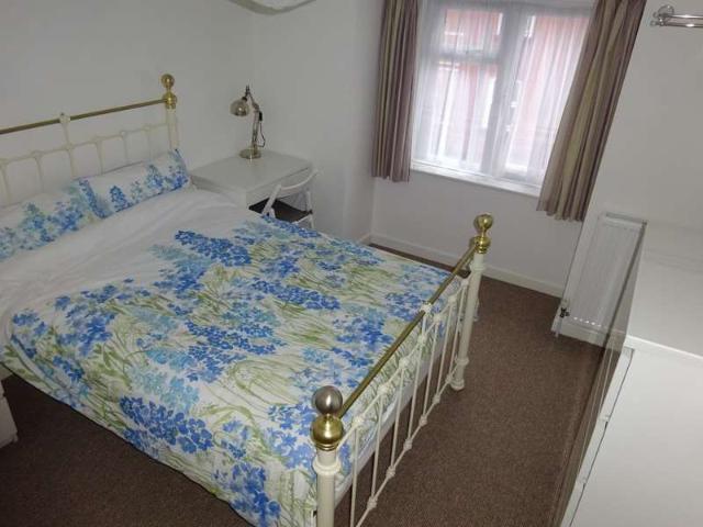 Townhouse for rent in Exwick, Exeter