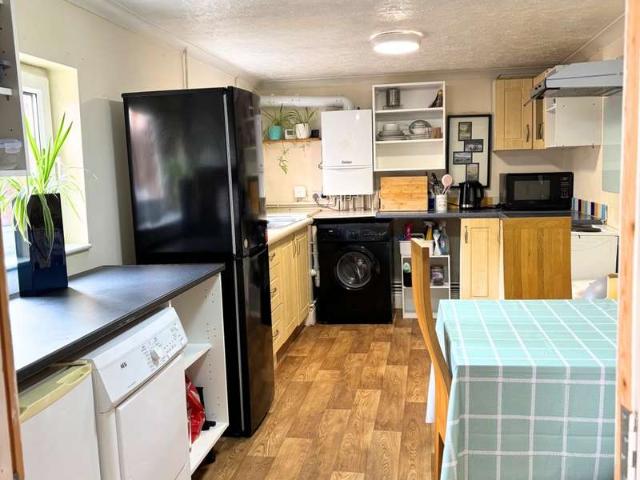 Townhouse for rent in Newtown, Exeter