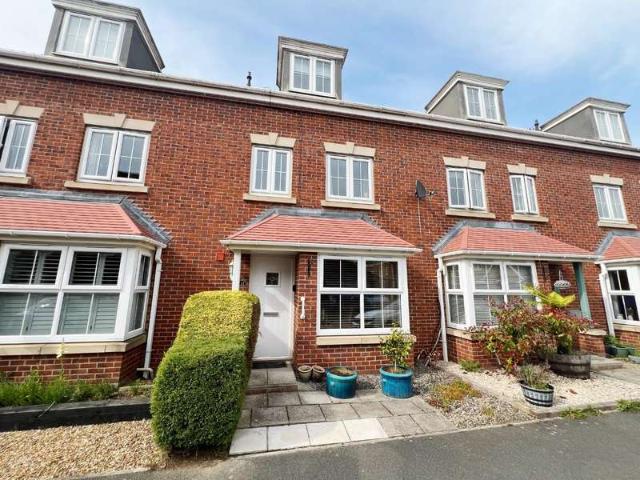 Townhouse for sale in Thinford
