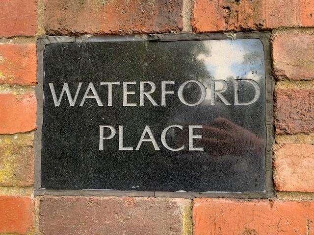 Townhouse for rent in Heald Green, Greater Manchester